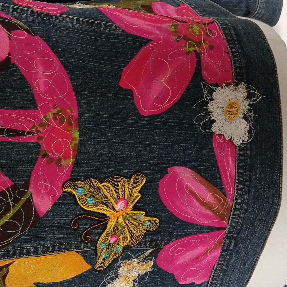 Upcycled Denim Jacket Boho Style Reworked - Picture 11 of 12
